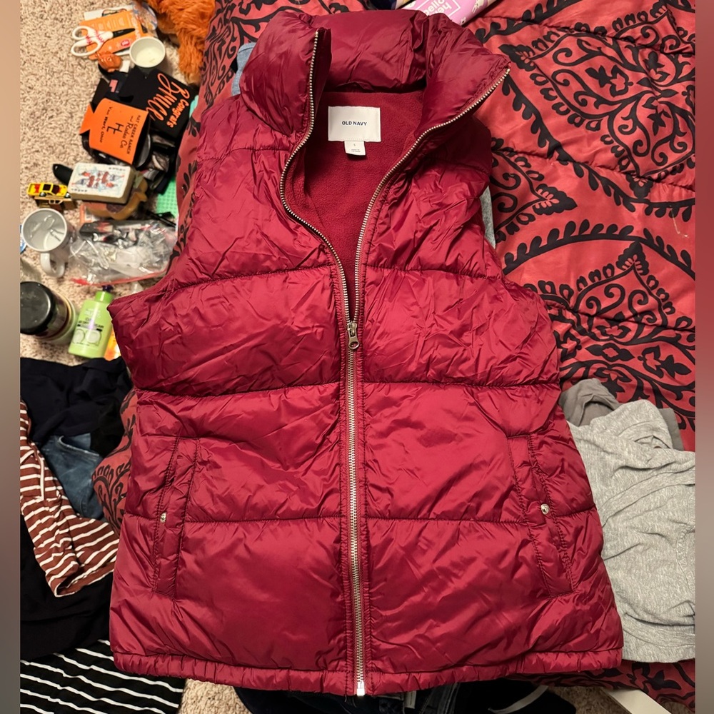 Burgundy puffer vest Small